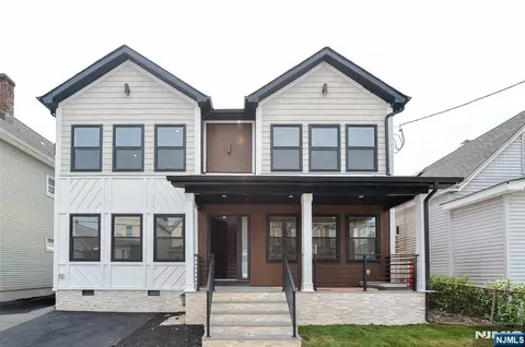 49 Center St, Clifton, NJ 07011