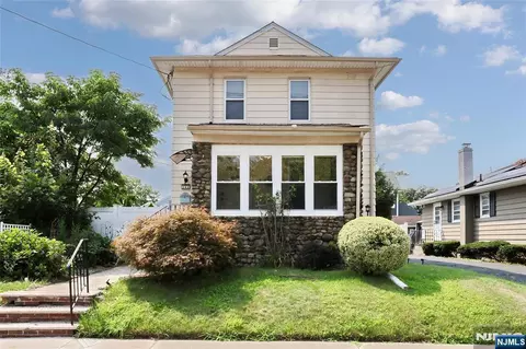 242 Central Ave, Hawthorne, NJ 07506