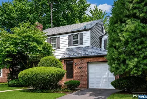 1106 Emerson Ave, Teaneck, NJ 07666