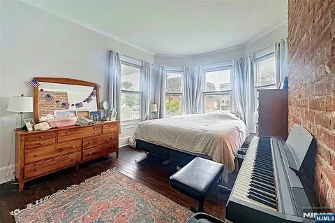 Bedroom - 2 Hillside Ave, Summit, NJ 07901 photo 1 of 8