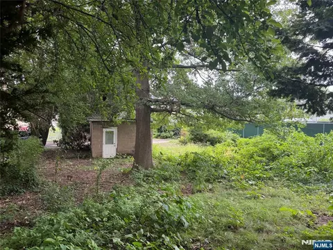 116 Clinton Pl, Hackensack, NJ 07601 photo 3