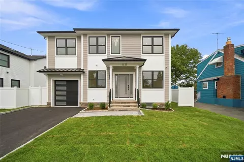 5-31 Boyd Ave, Fair Lawn, NJ 07410