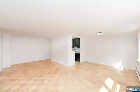 Living - 25 Jefferson St #3D, Hackensack, NJ 07601 photo 3 of 5