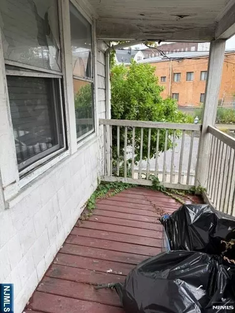 872 Lyons Ave, Irvington, NJ 07111
