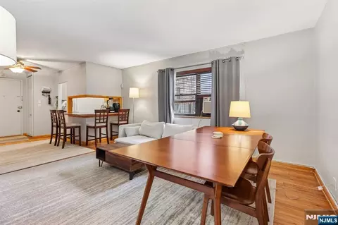 3020 Edwin Ave #2C, Fort Lee, NJ 07024
