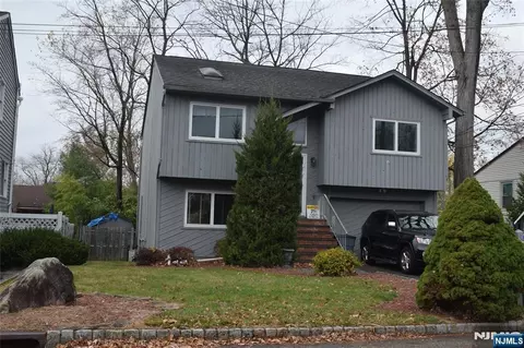 27 3rd Ave, Roseland, NJ 07068