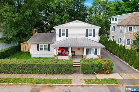 12-68 6th St, Fair Lawn, NJ 07410
