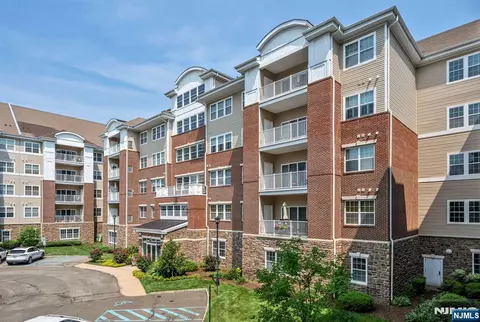 3116 Warrens Way, Wanaque, NJ 07465