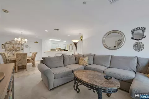 Living - 189 Forest Ave #411, Paramus, NJ 07652 photo 2 of 2