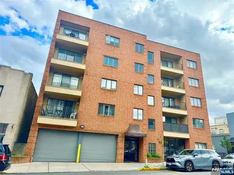 610 Anderson #1A, Cliffside Park, NJ 07010
