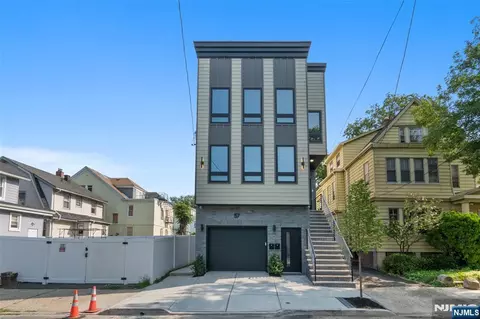 57 Eckert Ave, Newark, NJ 07112