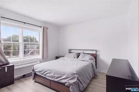 Bedroom - 446 Passaic St #4H, Hackensack, NJ 07601 photo 1 of 2