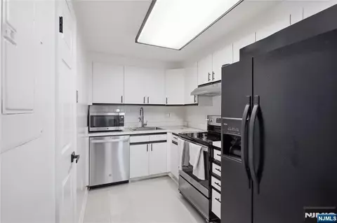 Kitchen - 446 Passaic St #4H, Hackensack, NJ 07601 photo 1 of 1