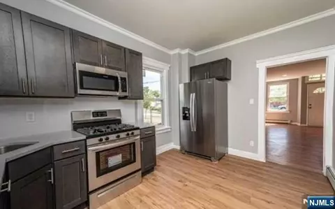 Entry Way - 1099-1101 Ringwood Ave, Haskell, NJ 07420 photo 1 of 7