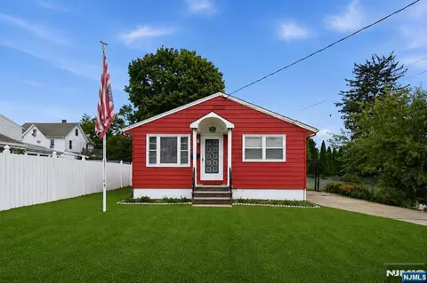 17 Petty Ave, East Brunswick, NJ 08816