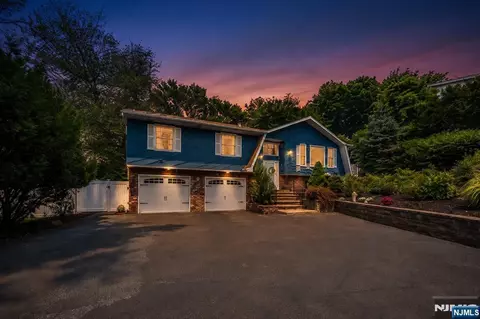 364 Piermont Ave, Hillsdale, NJ 07642