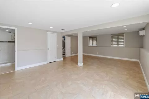 Other - 377 Chelsea St, Paramus, NJ 07652 photo 5 of 7