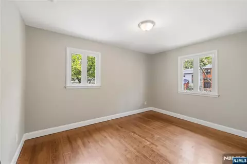 Bedroom - 377 Chelsea St, Paramus, NJ 07652 photo 3 of 6
