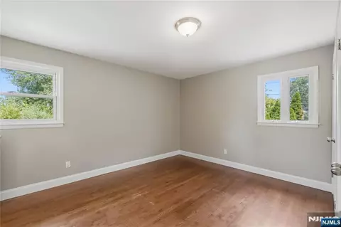 Bedroom - 377 Chelsea St, Paramus, NJ 07652 photo 4 of 6