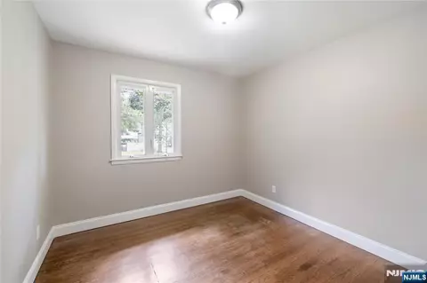 Bedroom - 377 Chelsea St, Paramus, NJ 07652 photo 5 of 6