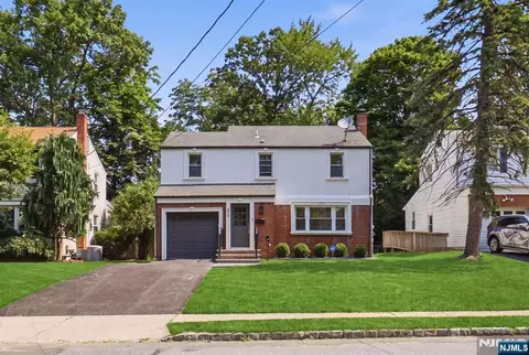 23 Buckingham Rd, West Orange, NJ 07052