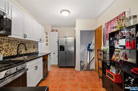 Kitchen - 785 Devon St, Kearny, NJ 07032 photo 2 of 2