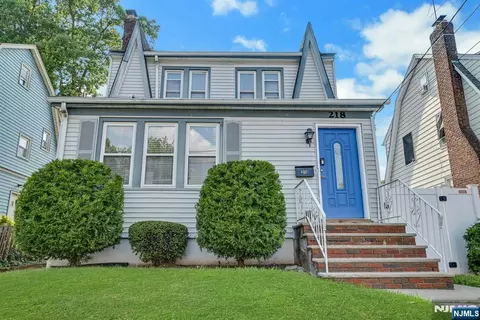 218 Elder Ave, Bergenfield, NJ 07621