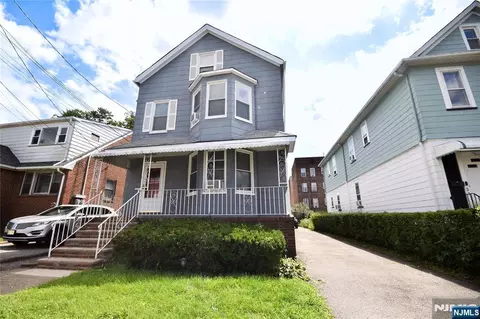 35 Hilton St, Clifton, NJ 07011