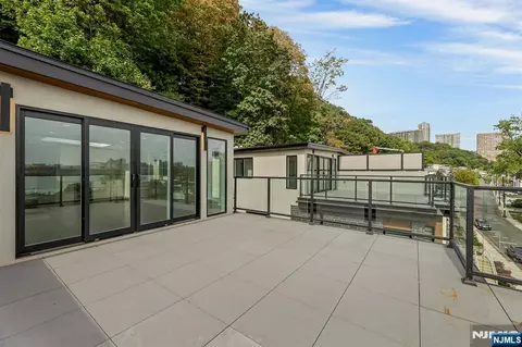 Other - 712 Undercliff Ave, Edgewater, NJ 07020 photo 8 of 8