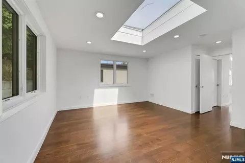 Other - 712 Undercliff Ave, Edgewater, NJ 07020 photo 5 of 8