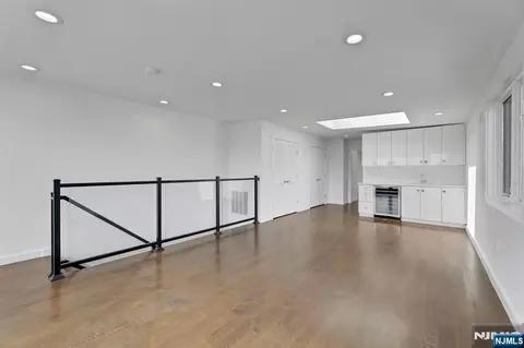 Other - 712 Undercliff Ave, Edgewater, NJ 07020 photo 6 of 8