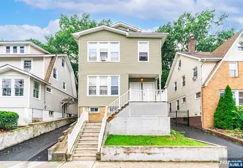 283-285 Smith St, Newark, NJ 07106