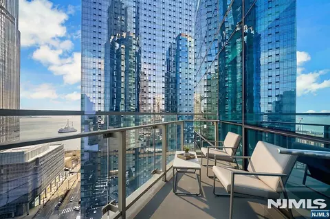 77 Hudson St #2409, Jersey City, NJ 07302