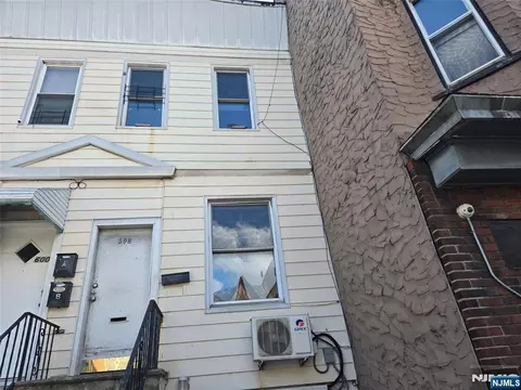 598 Side Ave, Jersey City, NJ 07304