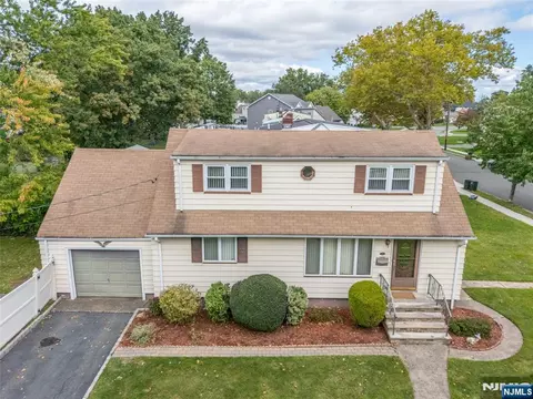36 Olga B Ter, Clifton, NJ 07013