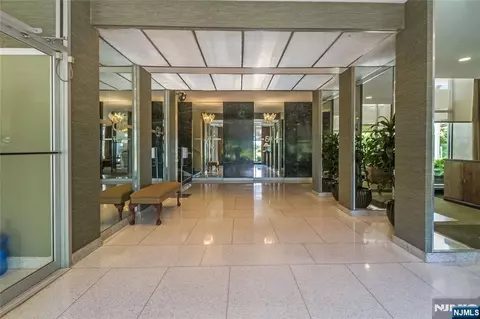 Entry Way - 301 Beech St #11H, Hackensack, NJ 07601 photo 1 of 5