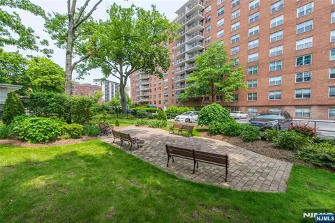 Exterior - 301 Beech St #11H, Hackensack, NJ 07601 photo 4 of 8