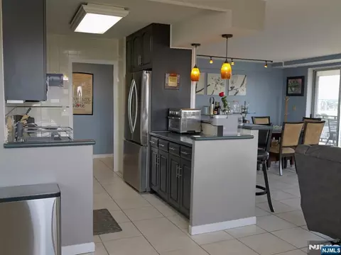 Kitchen - 301 Beech St #11H, Hackensack, NJ 07601 photo 4 of 5