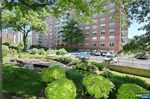 Exterior - 301 Beech St #11H, Hackensack, NJ 07601 photo 8 of 8