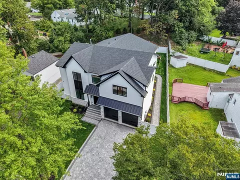 View/Area - 190 Denver Rd, Paramus, NJ 07652 photo 1 of 2