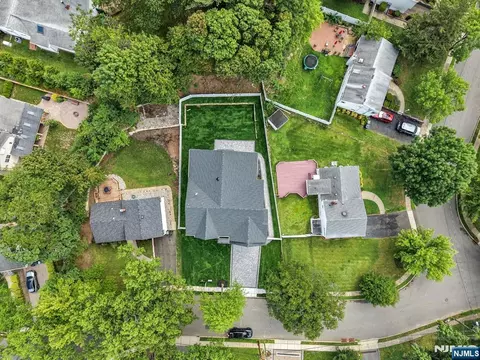 View/Area - 190 Denver Rd, Paramus, NJ 07652 photo 2 of 2
