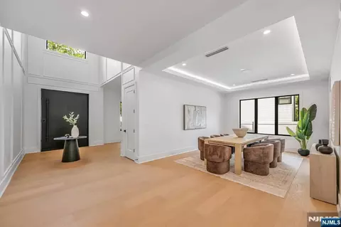 Entry Way - 190 Denver Rd, Paramus, NJ 07652 photo 2 of 4