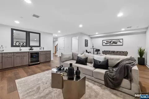 Other - 22 Gabriel Ct #15, Paramus, NJ 07652 photo 11 of 13