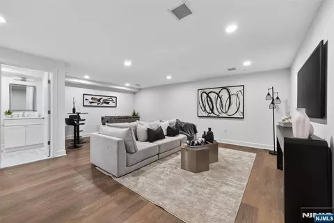 Other - 22 Gabriel Ct #15, Paramus, NJ 07652 photo 10 of 13