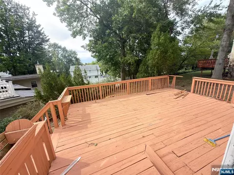 Exterior - 89 Circle Dr, Paramus, NJ 07652 photo 5 of 5