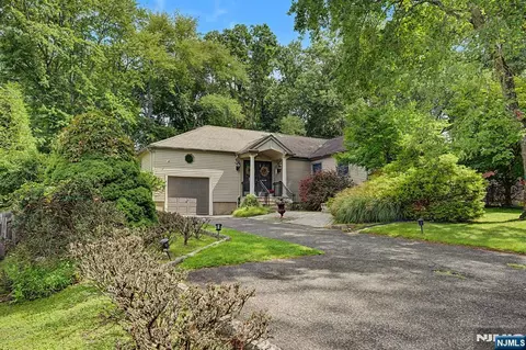 89 Closter Dock Rd, Closter, NJ 07624
