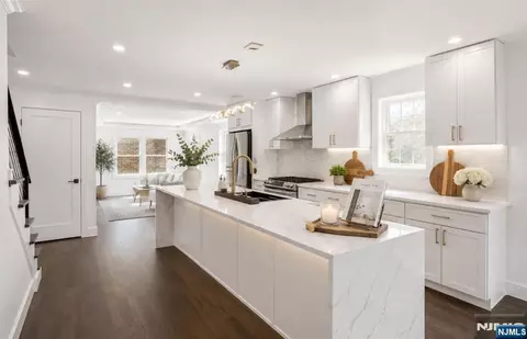 167 Kipp Ave, Hasbrouck Heights, NJ 07604
