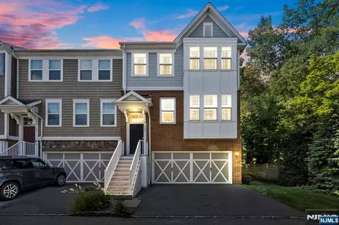 306 Orchard Ter, Cresskill, NJ 07626