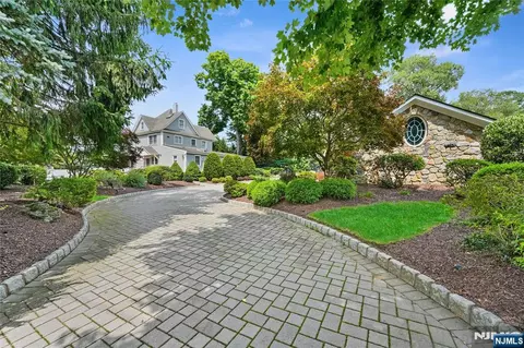 235 Kinderkamack Rd, Emerson, NJ 07630