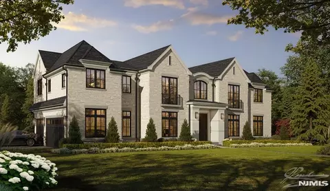37 Roberts Rd, Englewood Cliffs, NJ 07632
